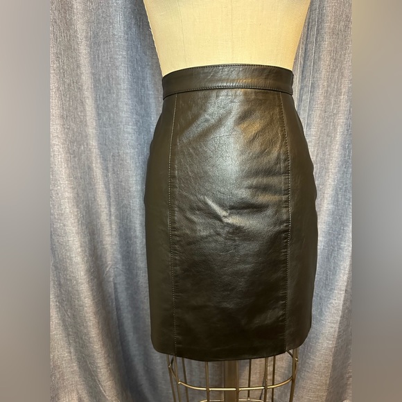 Vintage Leather Mini Skirt - Picture 2 of 7